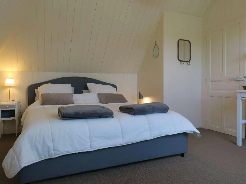 Maison de charme avec jardin, terrasse et WIFI, à 600m de la mer à Pleumeur-Bodou - FR-1-368-294
