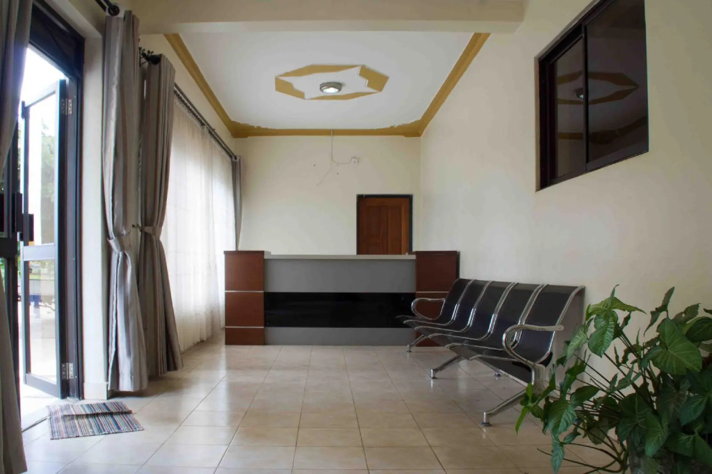 7 Eleven Hotel