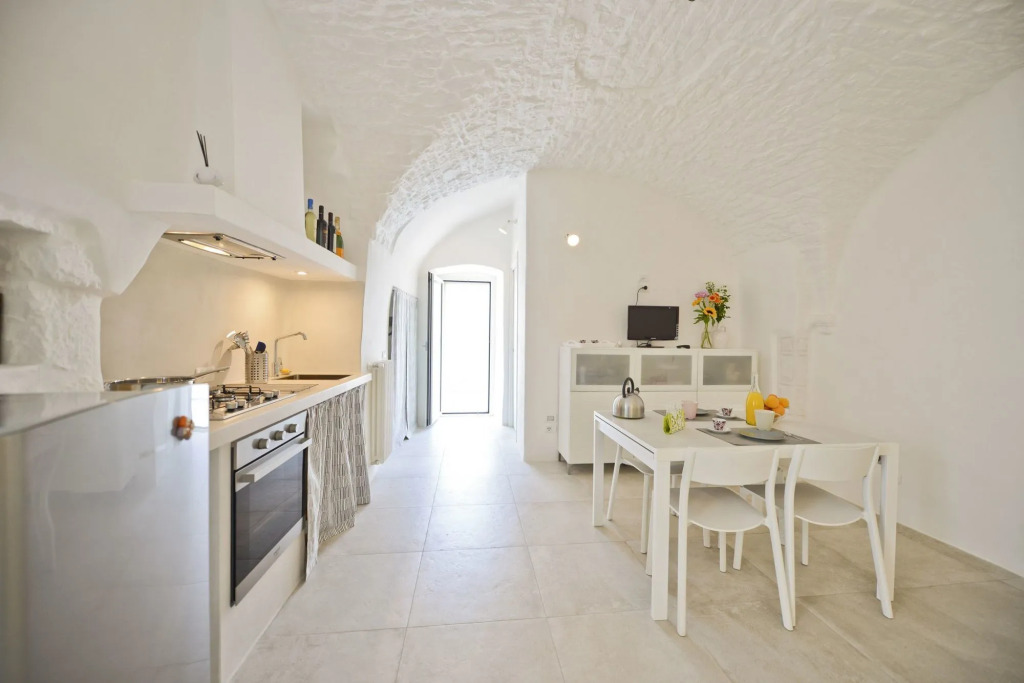 Casetta Arco Con Balcone