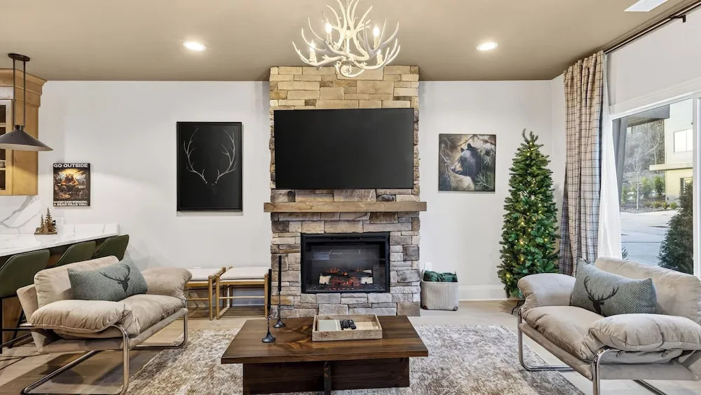 The Lodge by Avantstay Private Rooftop Lounge + Hot Tub + Skyline Views + Near Broadway