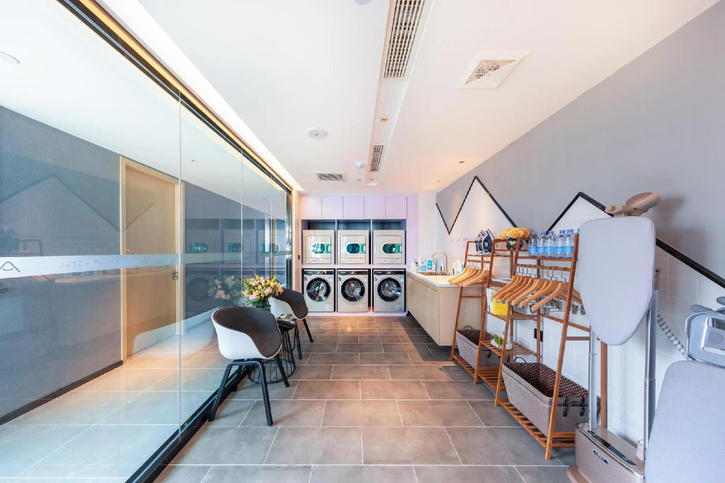 Atour Hotel Jining Lingxiu City Square