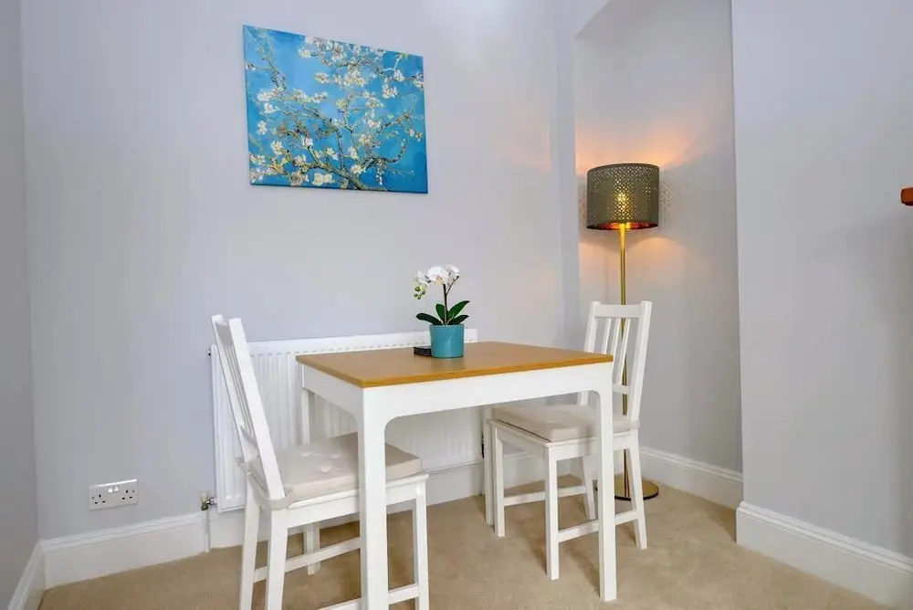 Karah Suites - Chandos Apartments