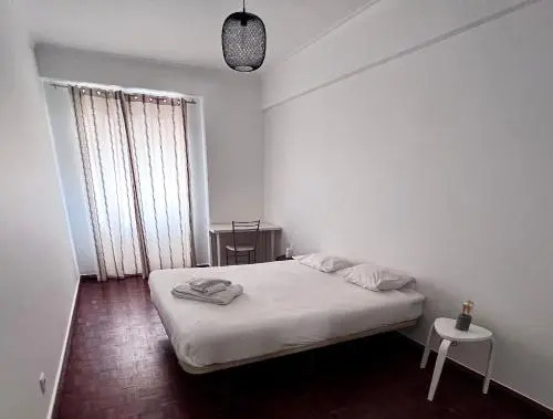 Flores Terrace Apartment