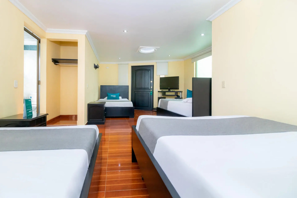 Hotel Ayenda Normandy