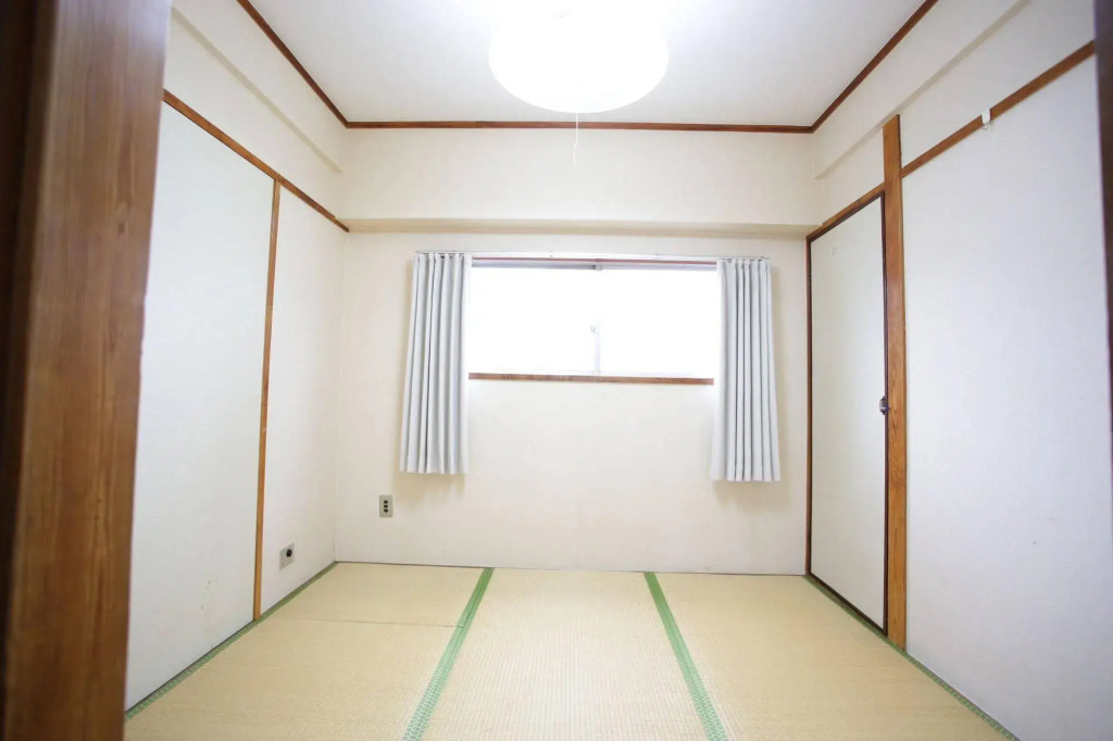 Takano Apartment