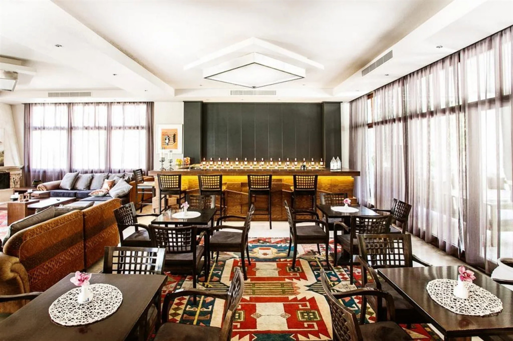 La Piscine Art Hotel, Philian Hotels and Resorts