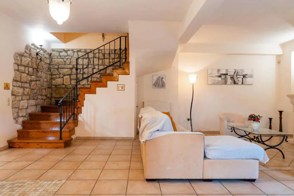 Villa Moyria by PosarelliVillas