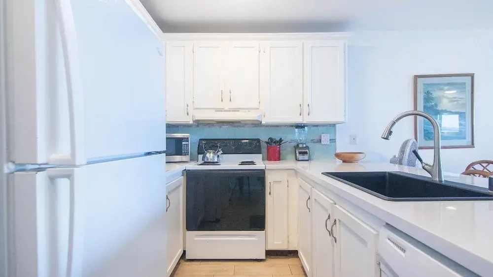 Top Floor - Direct Ocean Front View - Air-conditioned - Vrkcv