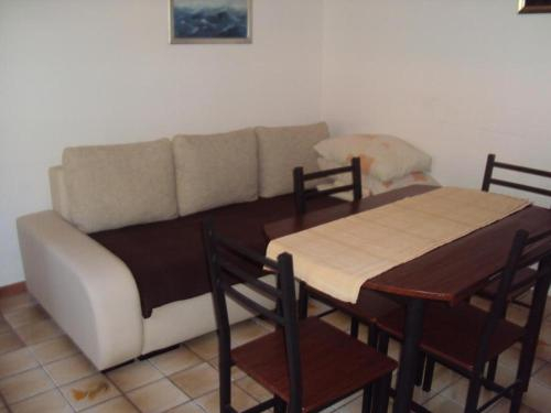 Spacious Apartment in Klek with Private Terrace
