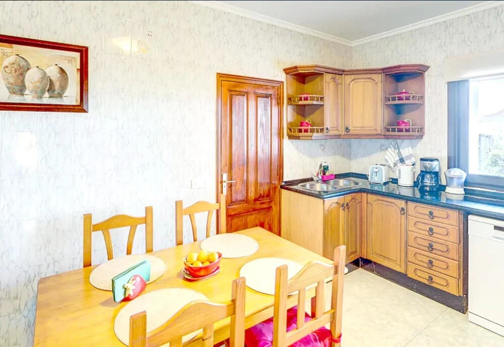 House With 2 Bedrooms in Tahiche, With Wonderful Mountain View, Privat