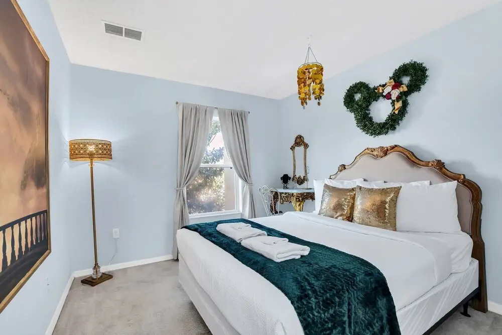 Newly Renovated Stylish Villa with Star Wars Mickey and Safari Themed Rooms #3TV4706