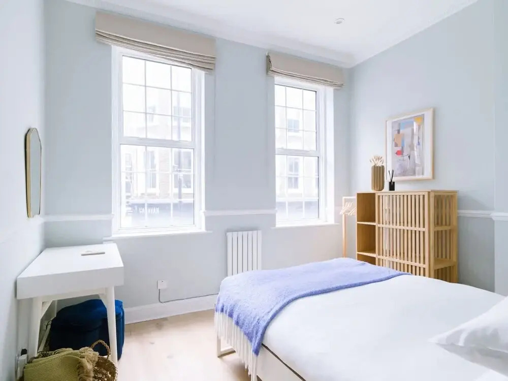 West End Drury Lane Modern 3 Bedroom Apt