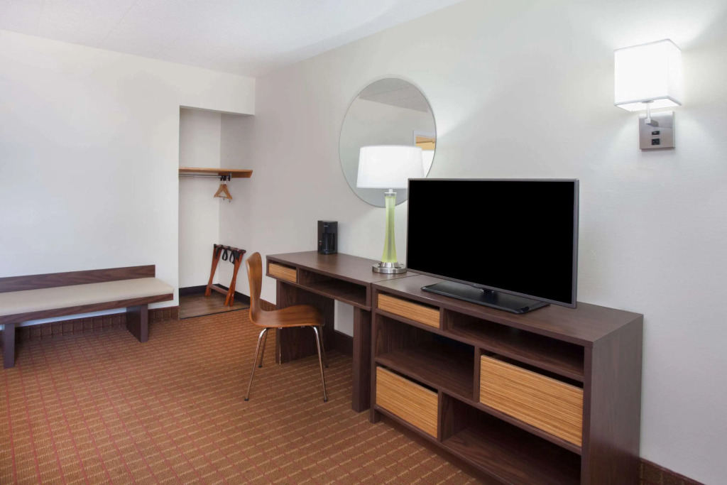 Super 8 by Wyndham Chicago/Rosemont/OHare/SE