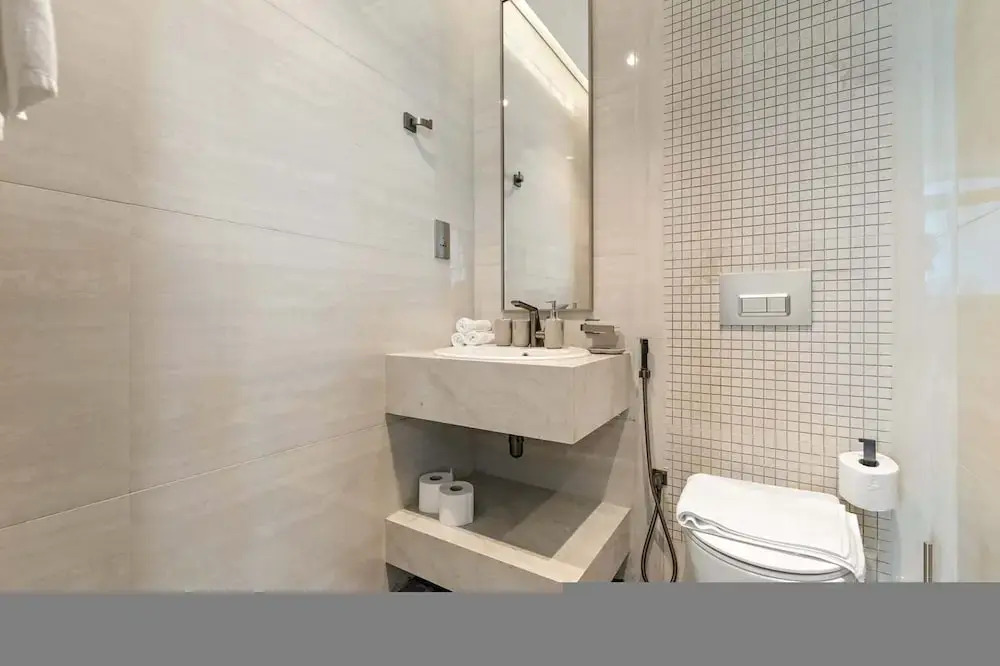 Amazing 2BR in Business Bay With Full Burj View