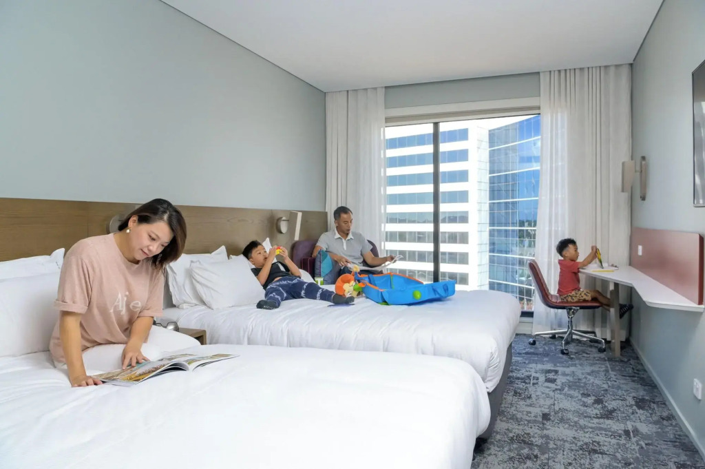 Holiday Inn Express Sydney Airport by IHG