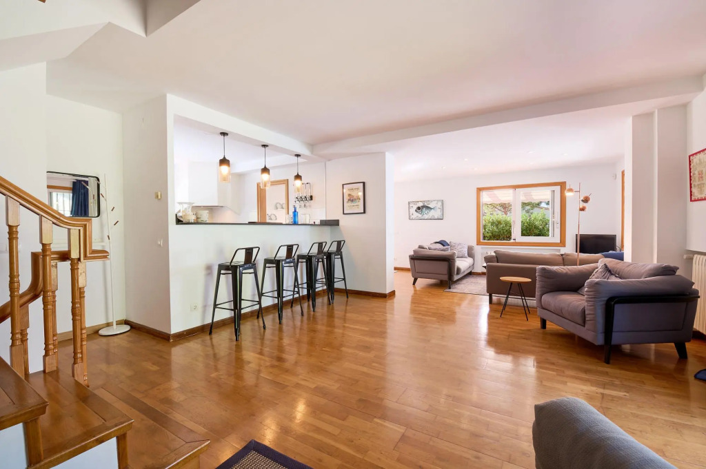Ronda in Llafranc with 4 bedrooms and 2 bathrooms