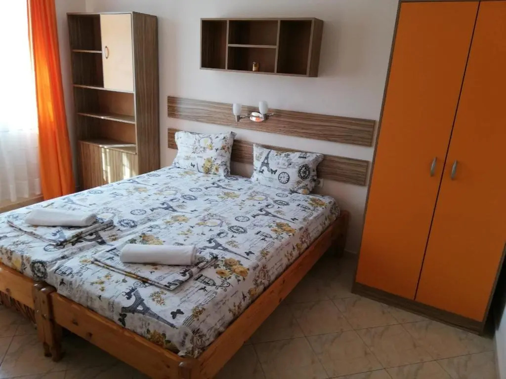 Guest House Yanina