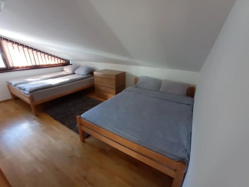 Jahorina apartman 54m2 (za 6 osoba)