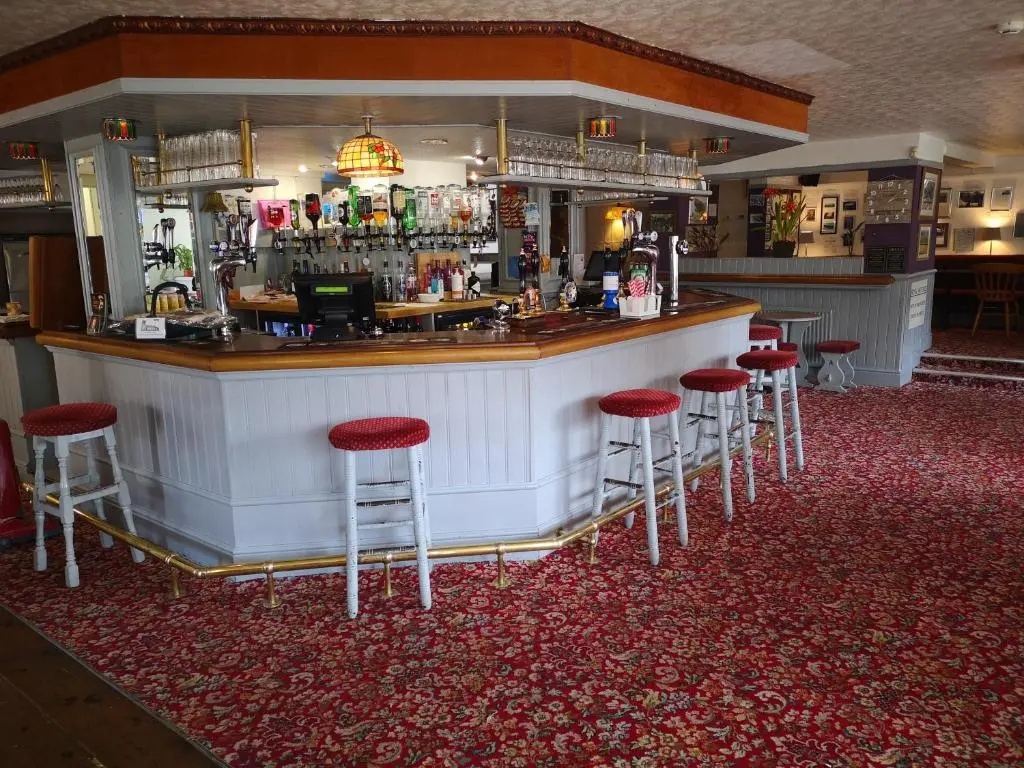 Ferns Farm Hotel & Palms Leisure Club