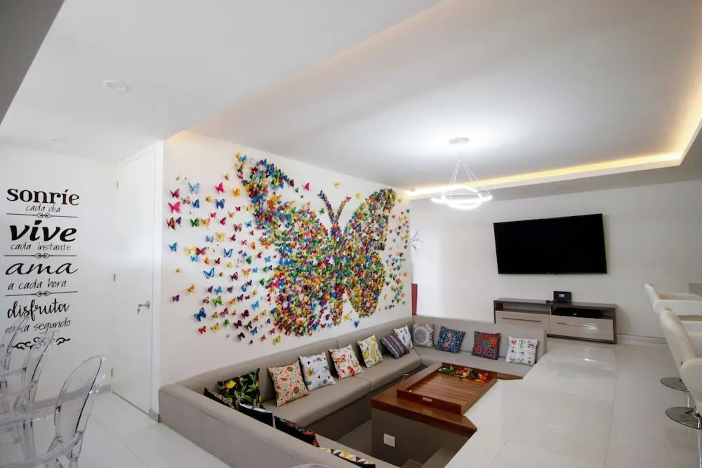 Bombonzua Poshtel perfect for bachelorettes by Happy Address