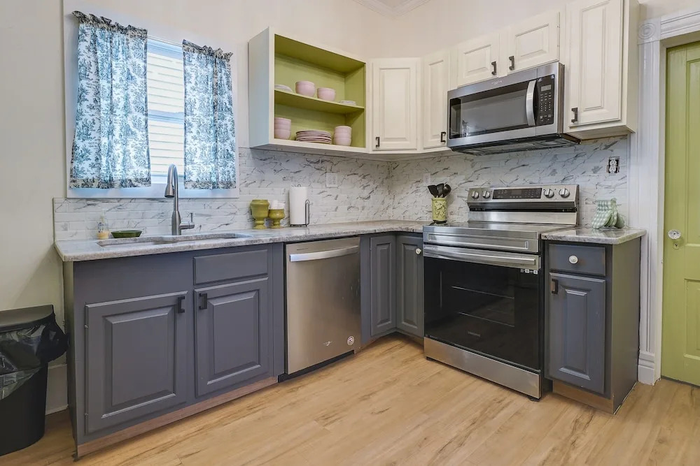 Wilmington Vacation Rental, Walk to Downtown!