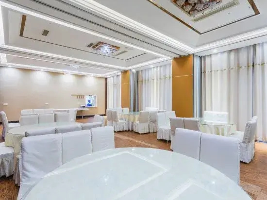 Ganglong Hotel