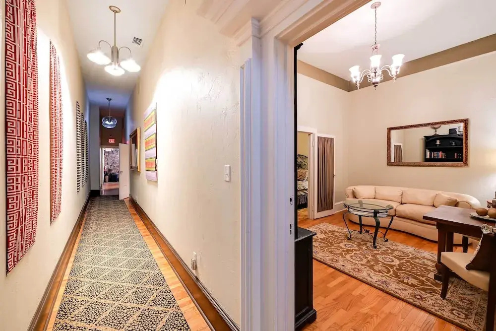 Dtwn Decatur Apt: Walk to Restaurants & Shops