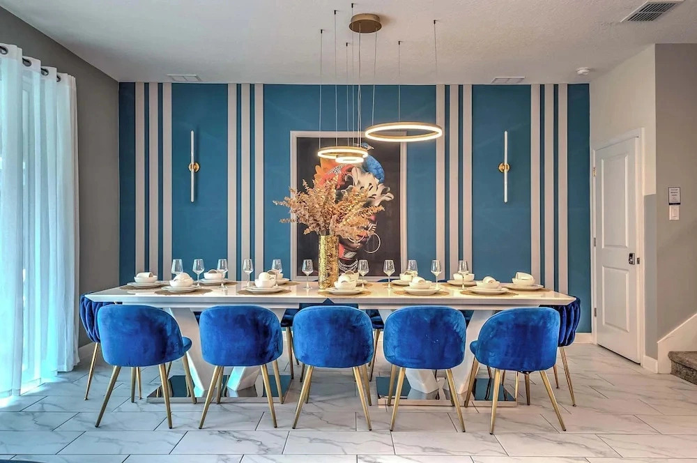 Family-friendly House With Private Pool & Game Room