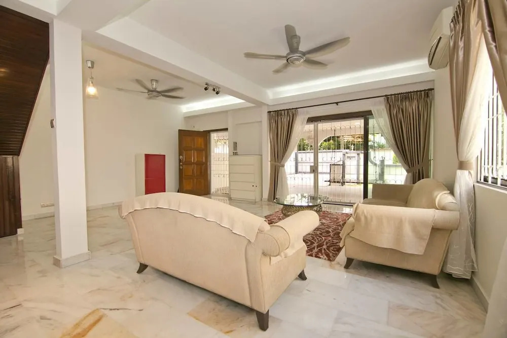Classy Elegant Terasek Palace