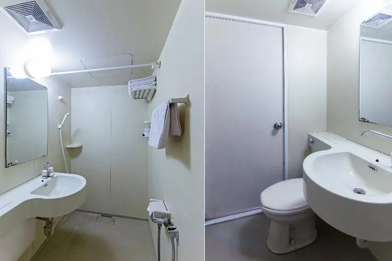 Aira Hotel