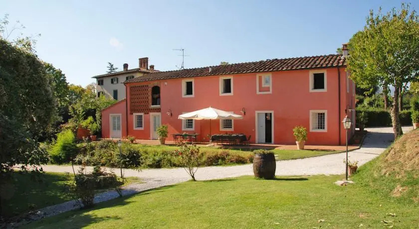 Casa Rosa by Salogi Villas