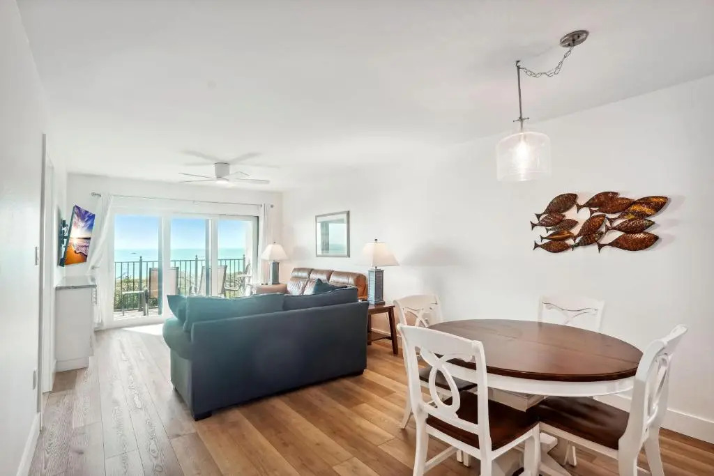 Land's End 7-402 Beach Front - Premier