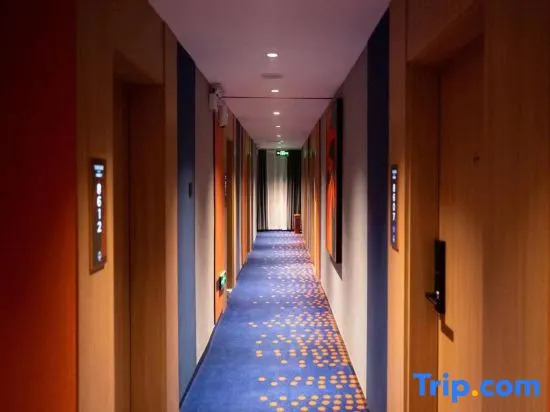 Yayue Hotel (Chenzhou Diyi Renmin Zhongxin Hospital Yuhou Street)