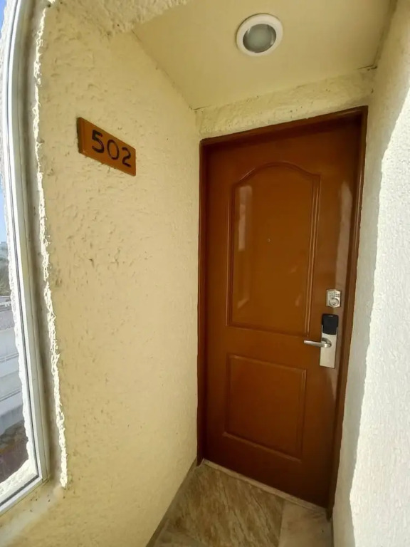 Room in Guest Room - Studio 502 Inside Cancun Resort