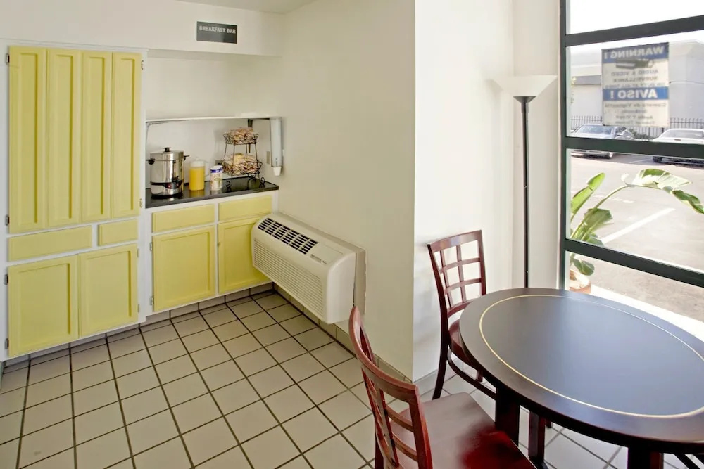 Budget Inn and Suites Stockton Yosemite