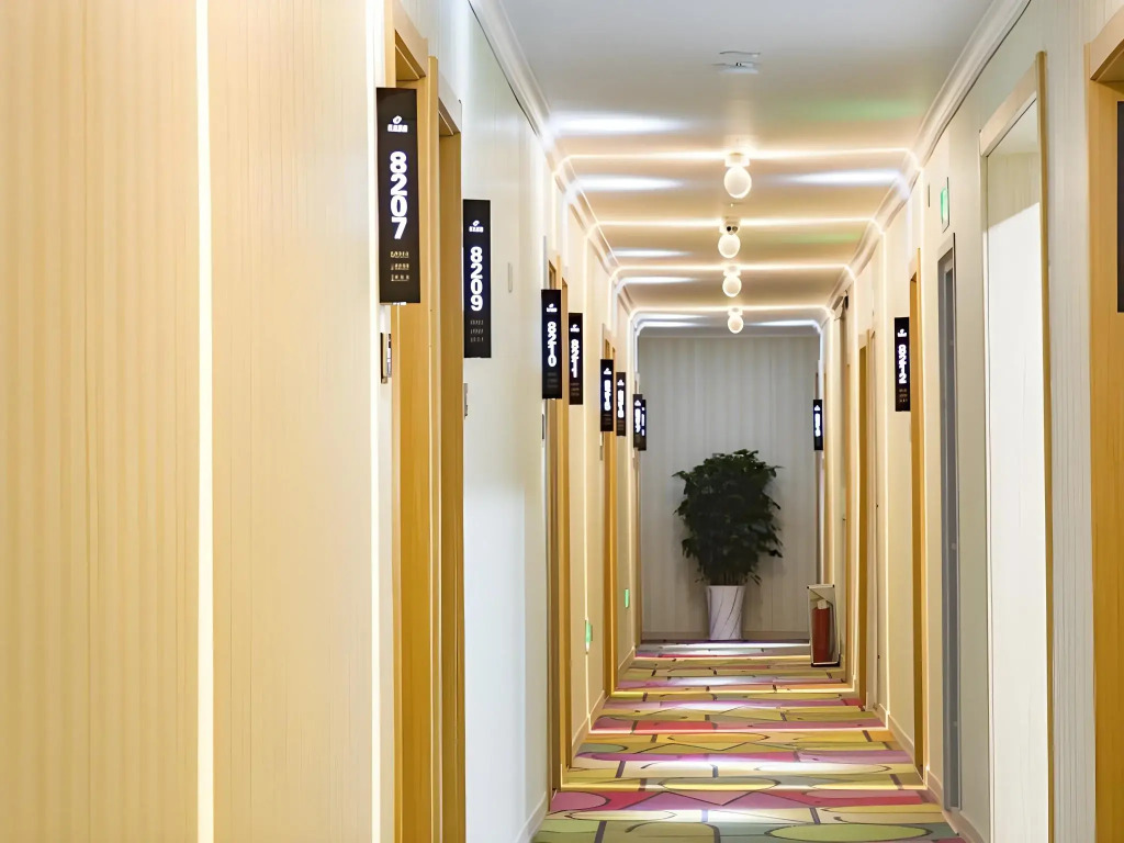 Shell Taian Dongping County Xishan Road Ruyuan City Square Dongyue Plaza Hotel