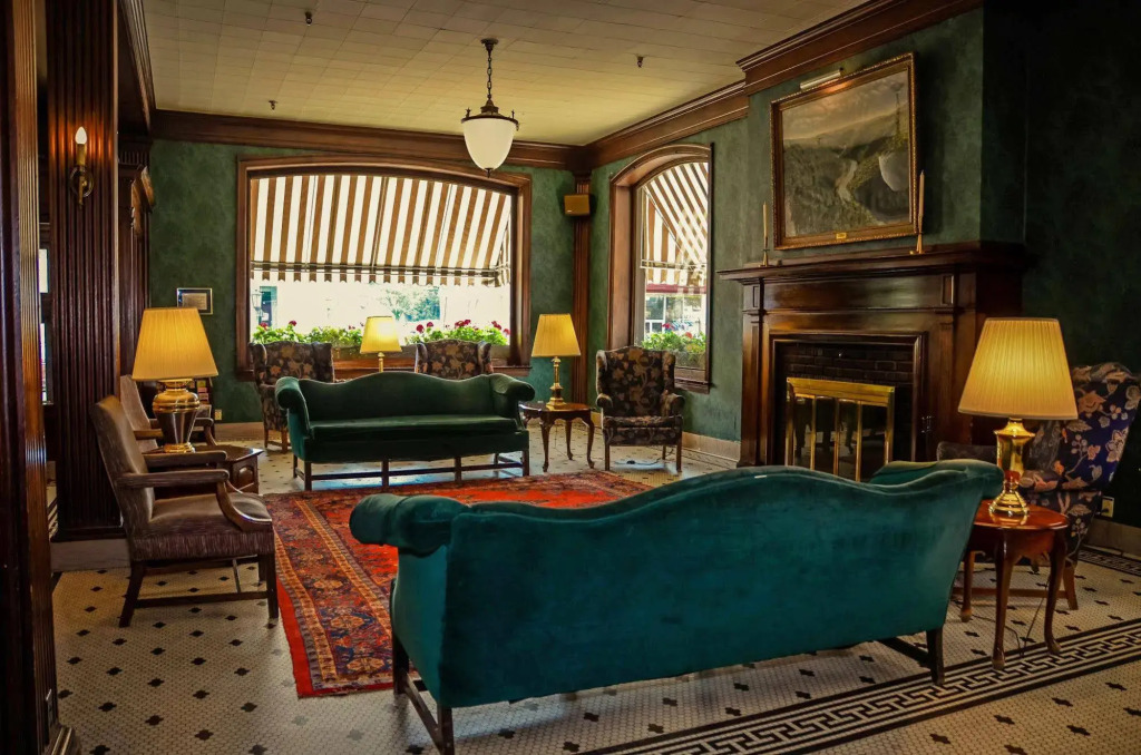 Penn Wells Hotel