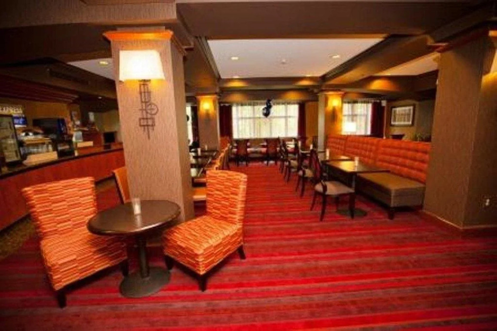 Holiday Inn Express Hotel & Suites Vineland Millville by IHG