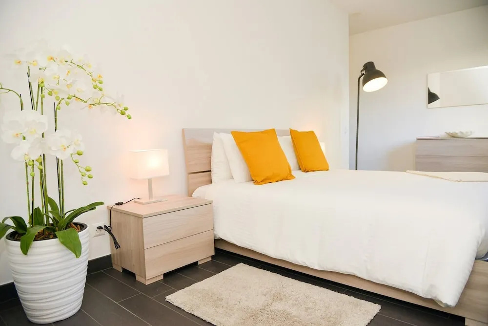 Central Plaza Apartment Brè in Lugano
