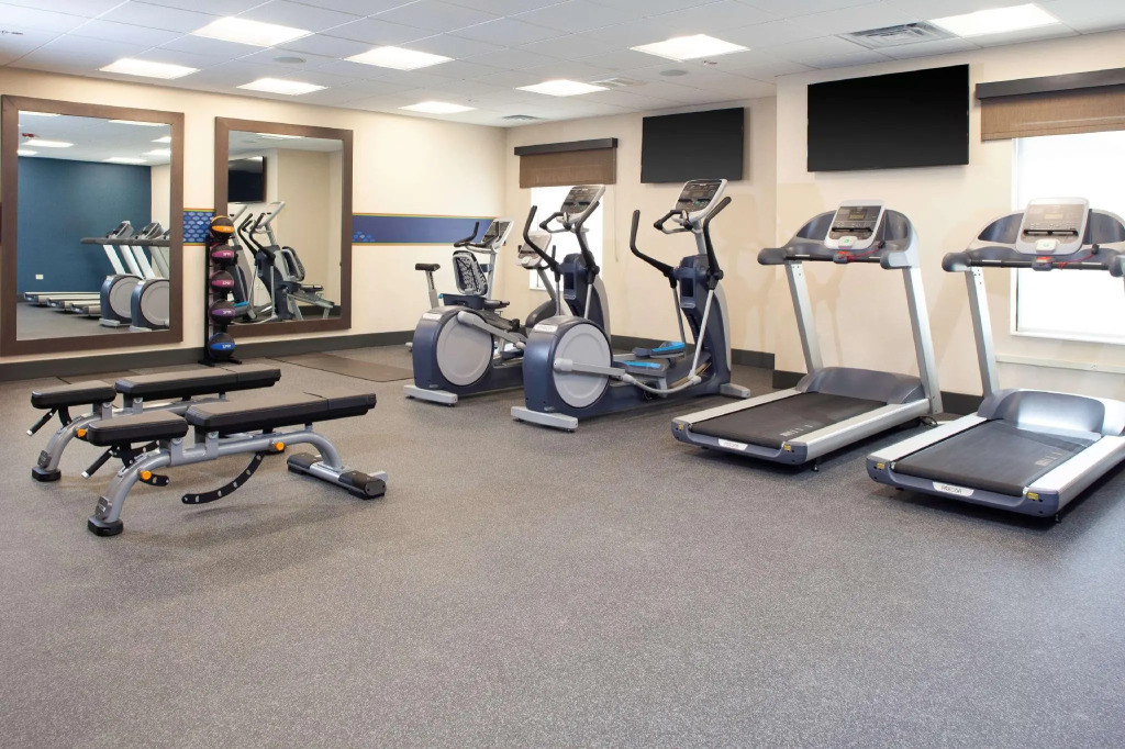 Hampton Inn & Suites Chicago-Burr Ridge