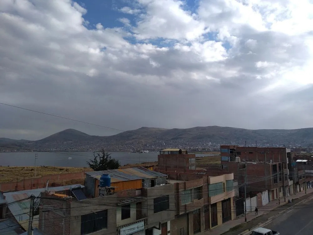Hostal Vista al Lago Titicaca Puno