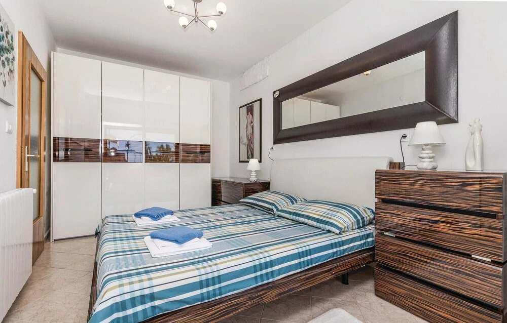 Nice Home in Jurdani With Wifi and 2 Bedrooms