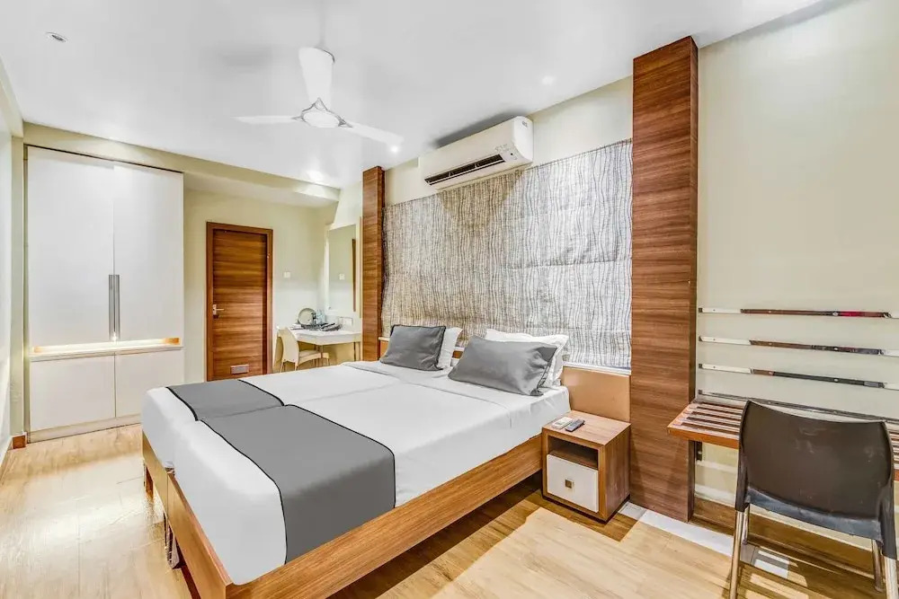 Townhouse Oak Kodambakkam Formerly Cine City