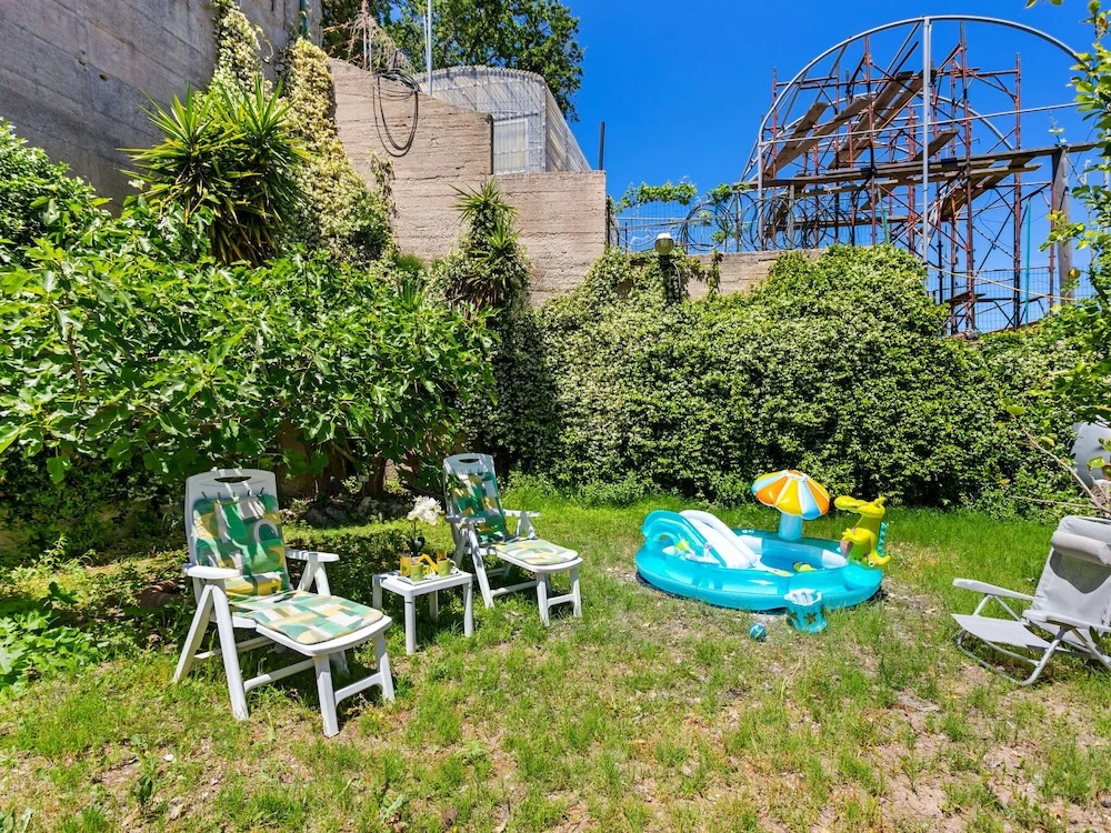 Lovely Villa in Messina near Sea Beach