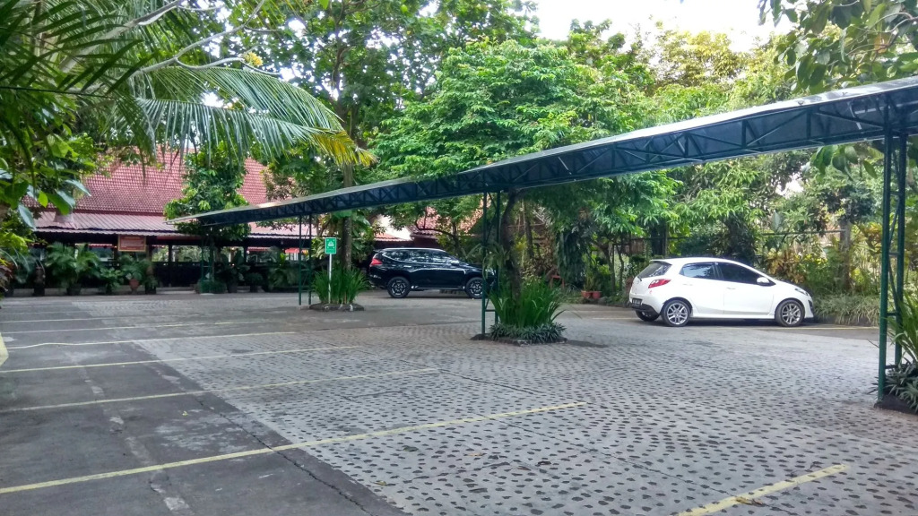 Paku Mas Hotel