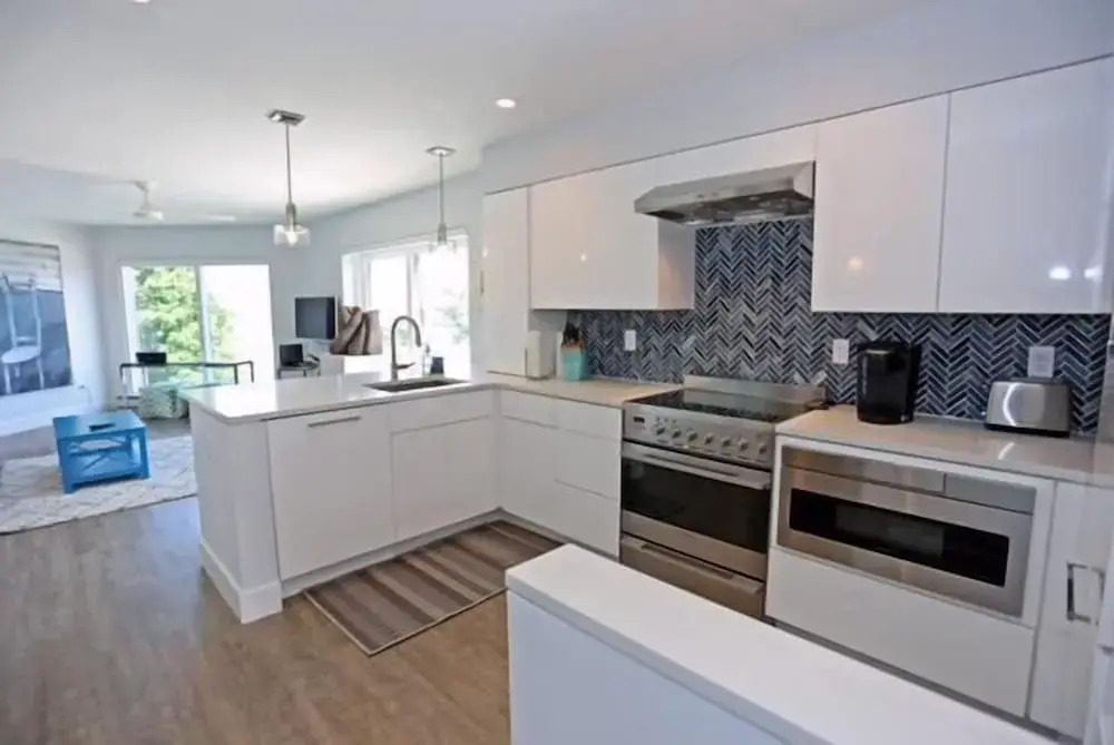 Mariners Court 224