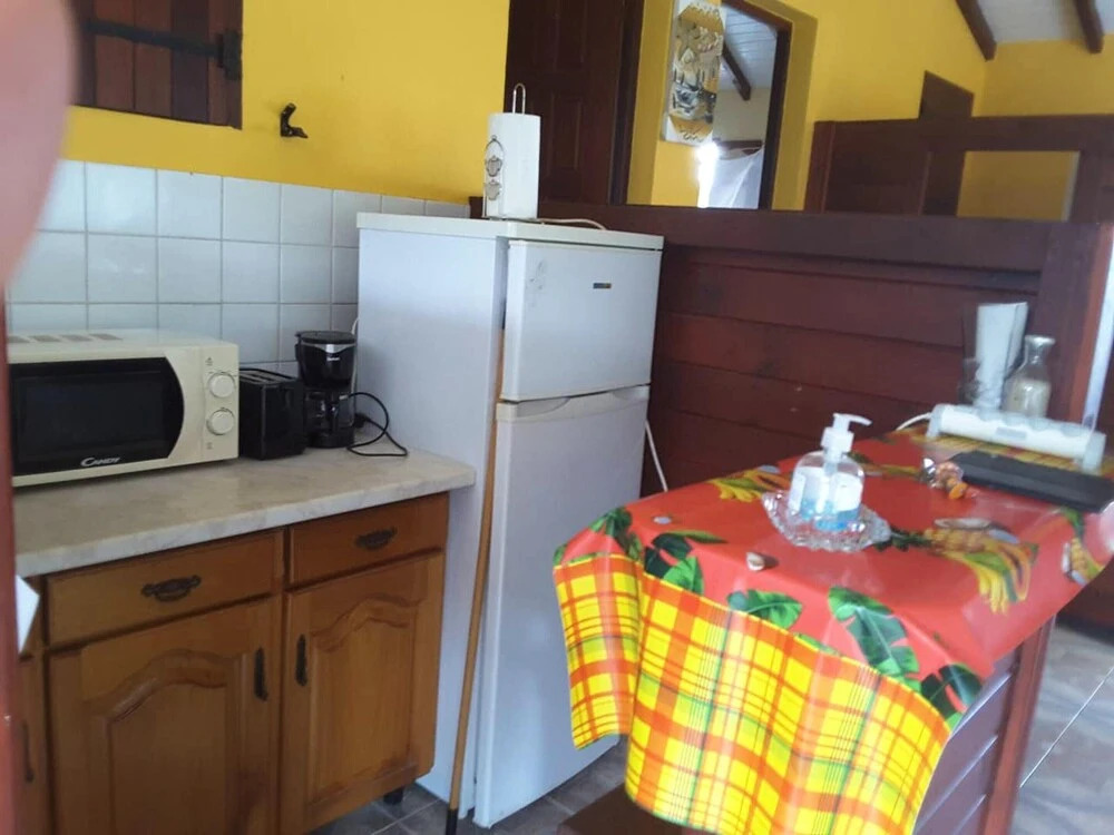 Apartment with 2 Bedrooms in Anse-Bertrand, with Furnished Garden And Wifi - 500 M From the Beach