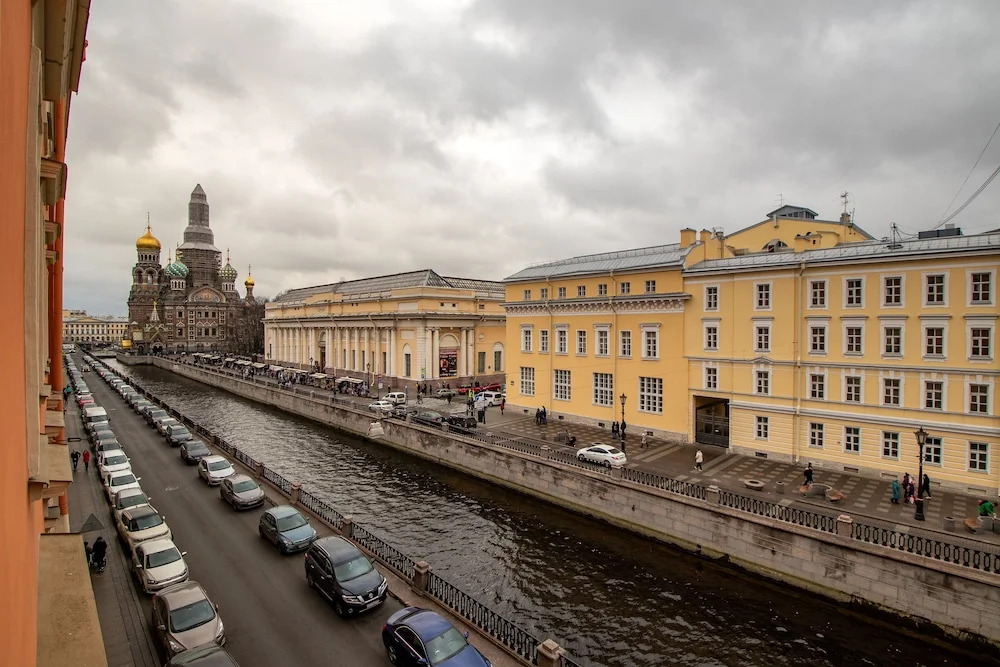 Апартаменты у церкви Спаса на Крови 2