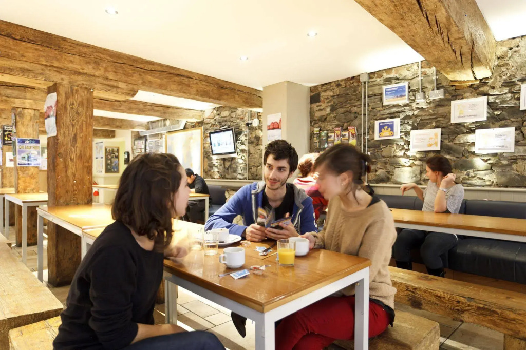 Isaacs Hostel