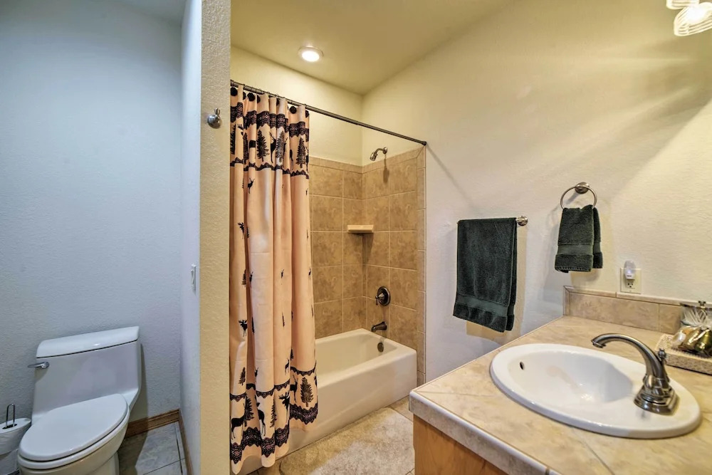 Pagosa Springs Home w/ Patio, Grill & Hot Tub!